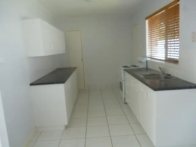 Third view of Homely semi-detached listing, 2/227 Birkdale Road, Birkdale QLD 4159