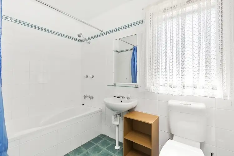Seventh view of Homely house listing, 5 Caoura Place, Goulburn NSW 2580