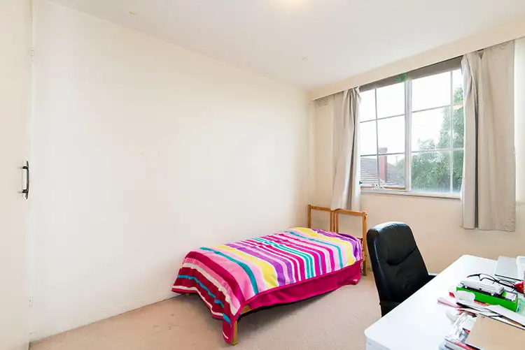 Fifth view of Homely apartment listing, 6/9 MILTON STREET, Ascot Vale VIC 3032