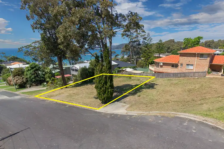 2b Denham Avenue, Denhams Beach NSW 2536