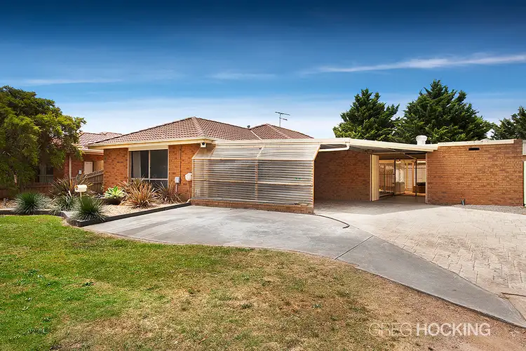8 Thoroughbred Avenue, Werribee VIC 3030