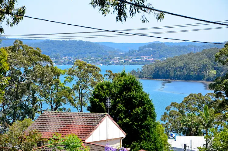 17 Malumba Avenue, Saratoga NSW 2251