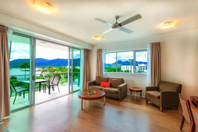 99 ESPLANADE, Cairns City QLD 4870