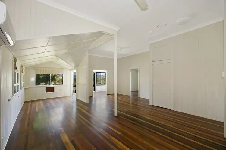 Fifth view of Homely house listing, 92 The Esplanande, Belgian Gardens QLD 4810