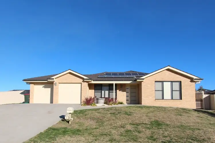22 Riverside Retreat, Bathurst NSW 2795