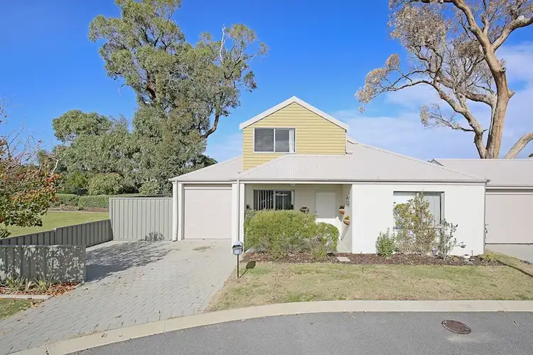 25 Elkridge Turn, Meadow Springs WA 6210