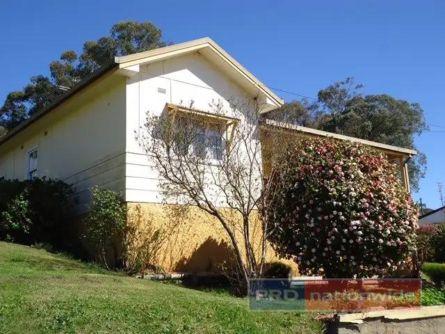 74 Tumbarumba Road, Batlow NSW 2730