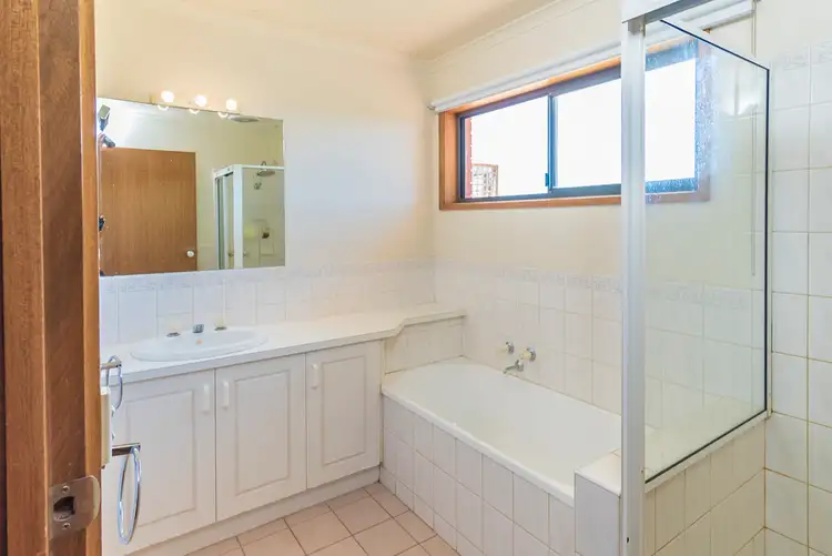 Fourth view of Homely house listing, 5 Canning Close, Mildura VIC 3500