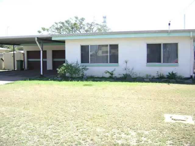 4 Umbrella Street, Blackwater QLD 4717