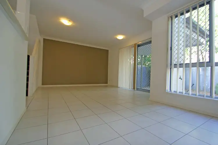 Fourth view of Homely townhouse listing, 25 / 6 - 32 University Drive, Meadowbrook QLD 4131