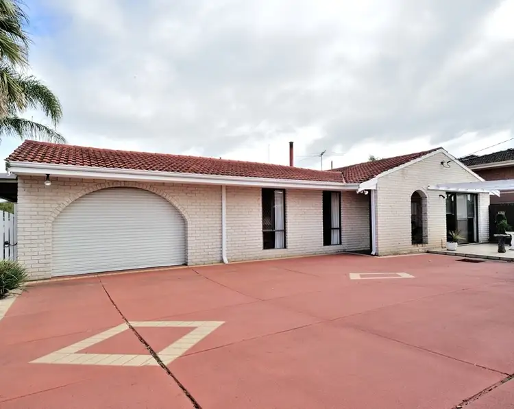 3 Mercer Place, Noranda WA 6062