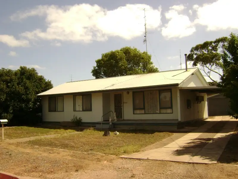 Main view of Homely house listing, 2 Leonard Crescent, Cleve SA 5640