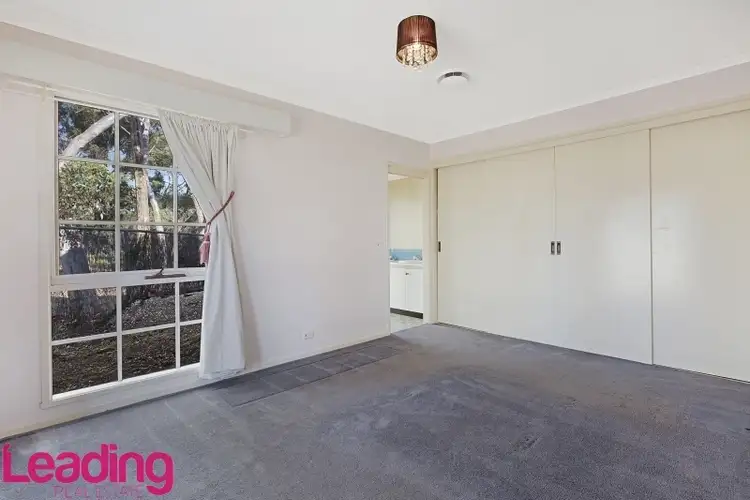 Sixth view of Homely house listing, 5 Lytham Court, Sunbury VIC 3429