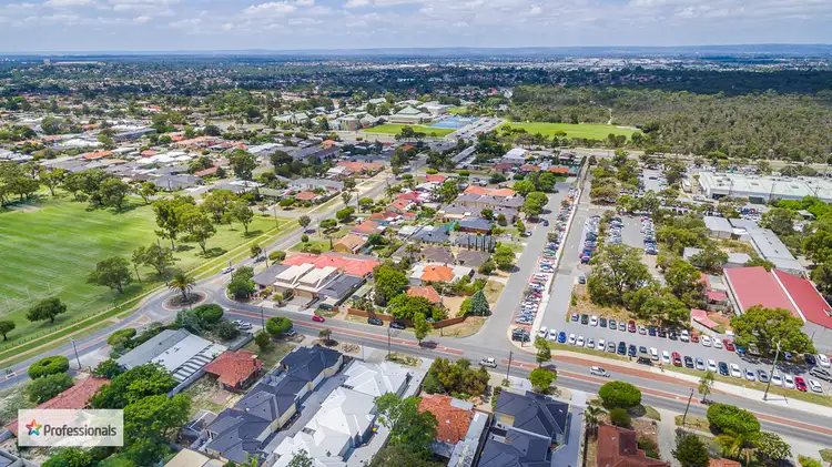 Sixth view of Homely house listing, 1 Elstead Way, Balga WA 6061