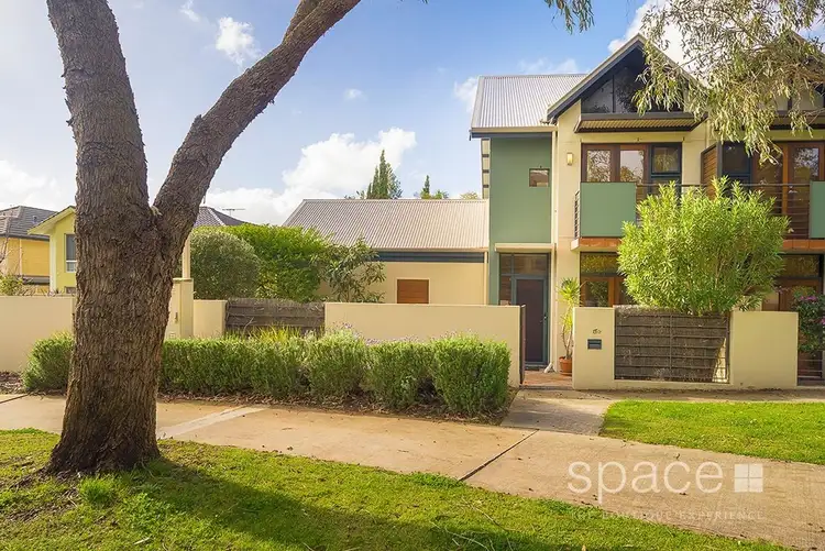 15/2 Quintilian Road, Mount Claremont WA 6010
