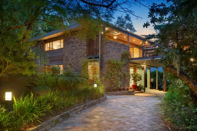 17 Milham Crescent, Forestville NSW 2087
