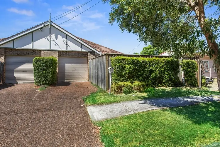 2/41 Burns Road, Ourimbah NSW 2258