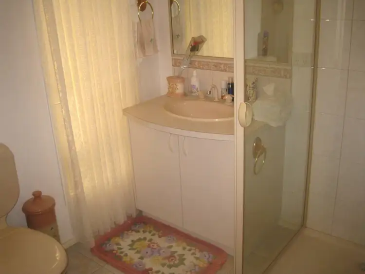 Seventh view of Homely house listing, 4 Robert Street, Yarrawonga VIC 3730