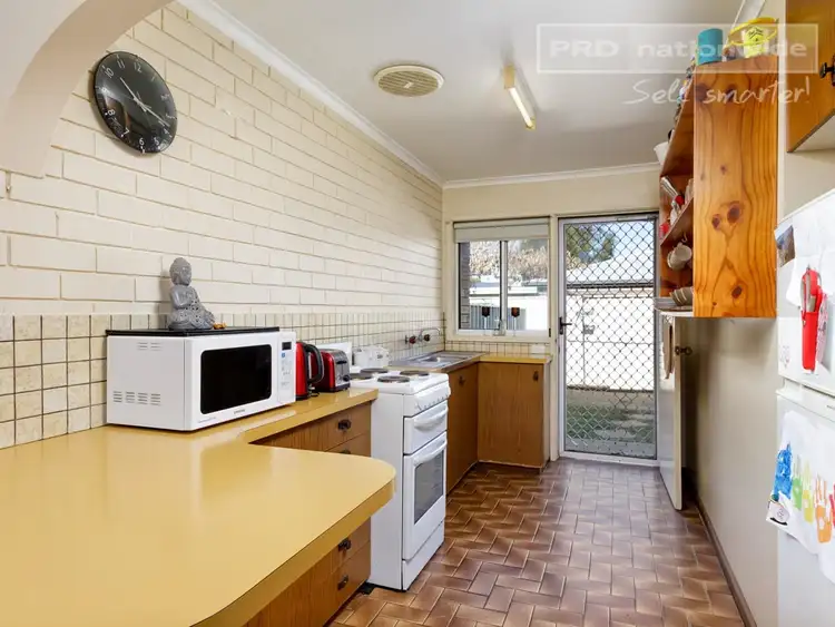 Third view of Homely block of units listing, 1&2/1 Nicholi Crescent, Lake Albert NSW 2650
