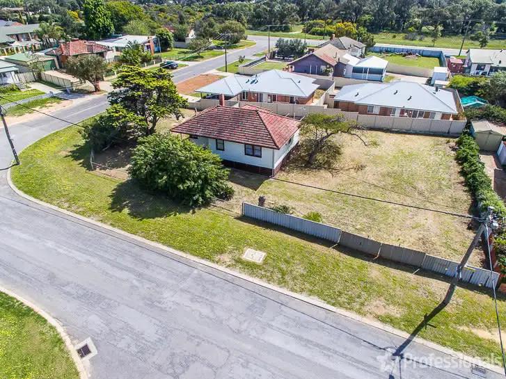 Second view of Homely house listing, 7 Crabbe Street, Rangeway WA 6530