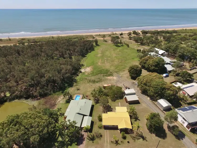 3 Moore Park Road, Moore Park Beach QLD 4670