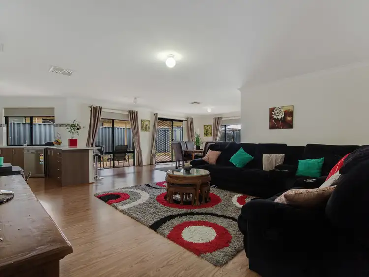 Sixth view of Homely house listing, 11 Starflower Way, Baldivis WA 6171