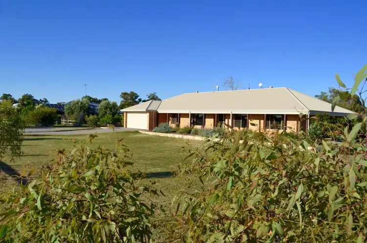 23 San Simeon Way, Pinjarra WA 6208