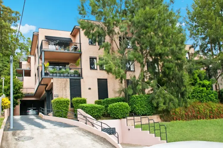 13/52 Holden Street, Gosford NSW 2250