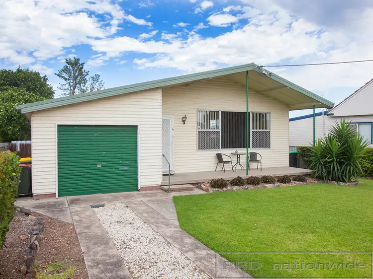 6 Woodberry Road, Tarro NSW 2322