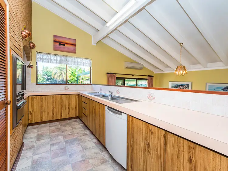 Fourth view of Homely house listing, 4 Burntoak Way, Kingsley WA 6026