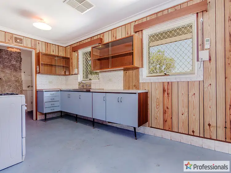 Sixth view of Homely house listing, 6 Steward Way, Orelia WA 6167