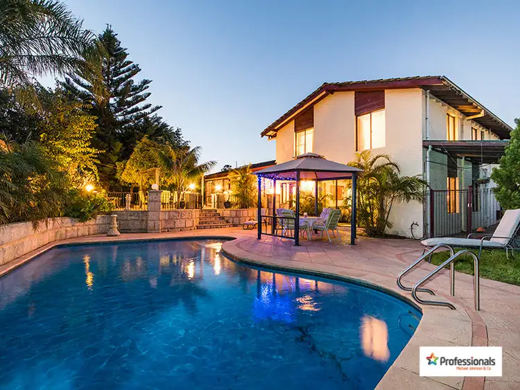 1 Odell Court, Carine WA 6020