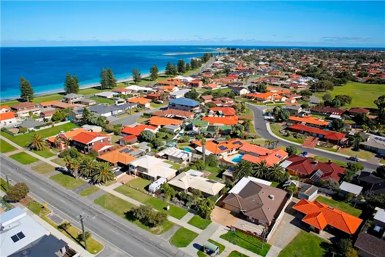 Second view of Homely house listing, 16 Malibu Road, Safety Bay WA 6169