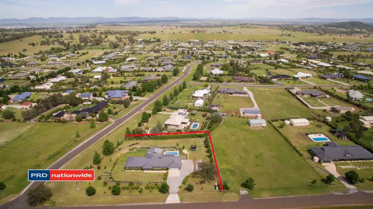 Second view of Homely house listing, 7 Barakula Drive, Tamworth NSW 2340