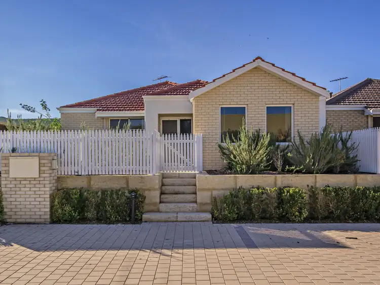1/23 Bampton Way, Warnbro WA 6169