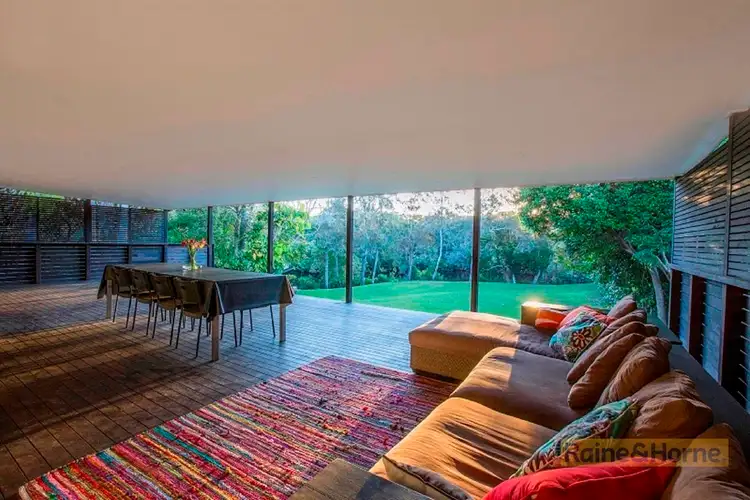 15 Tweed Coast Road, Pottsville NSW 2489