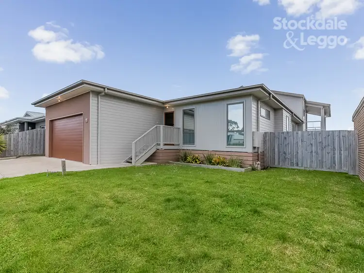 19 Beachcomber Drive, Inverloch VIC 3996