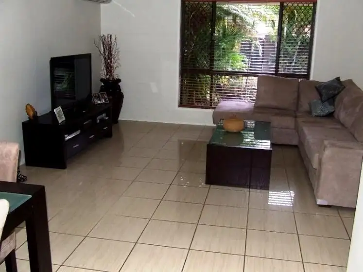Second view of Homely house listing, 15 Hood Court, Mermaid Waters QLD 4218
