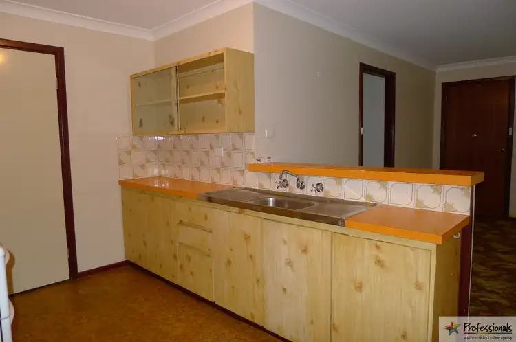 Fifth view of Homely unit listing, Unit 6/2 Moira Road, Collie WA 6225