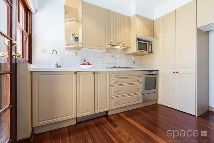 Sixth view of Homely house listing, 5/40 Ozone Parade, Cottesloe WA 6011
