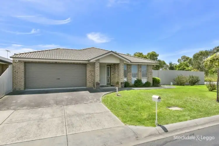 Second view of Homely house listing, 5 Bellairs Place, Koo Wee Rup VIC 3981