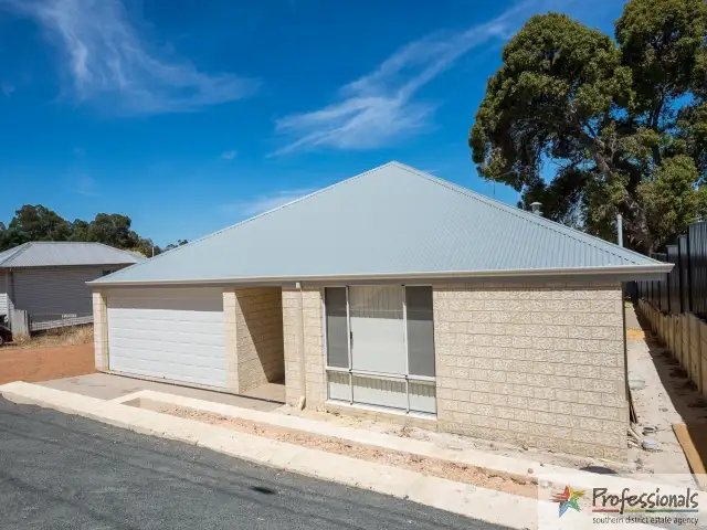 Third view of Homely house listing, 6 Porter Street, Collie WA 6225