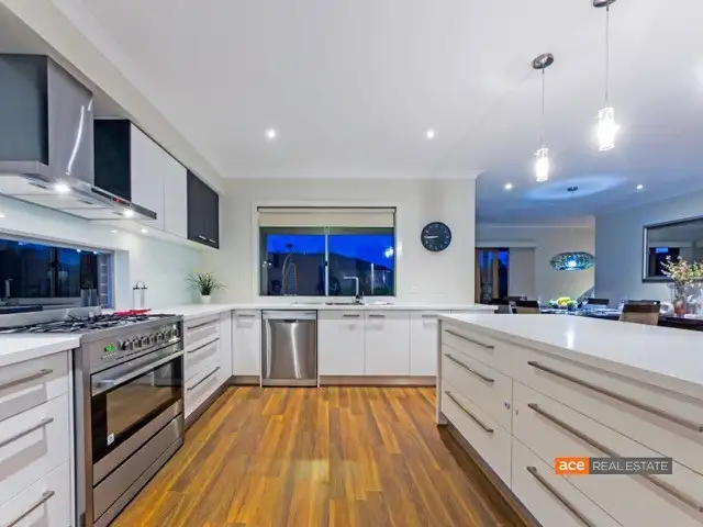 Seventh view of Homely house listing, 2 Mannikins Way, Williams Landing VIC 3027