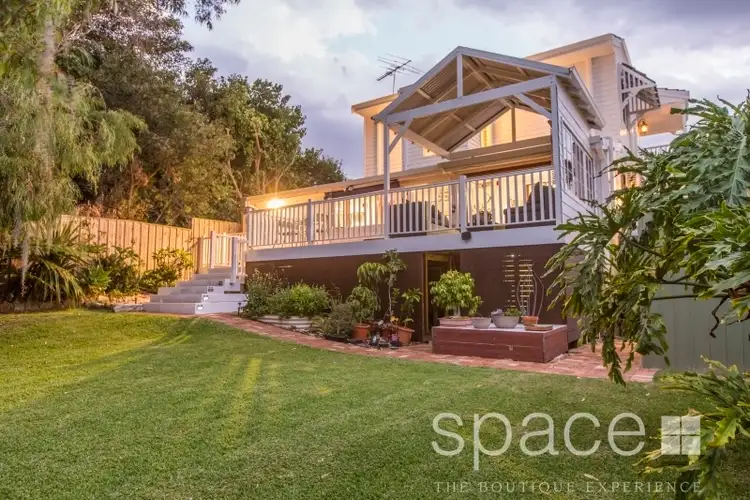 10 Dartmouth Avenue, City Beach WA 6015