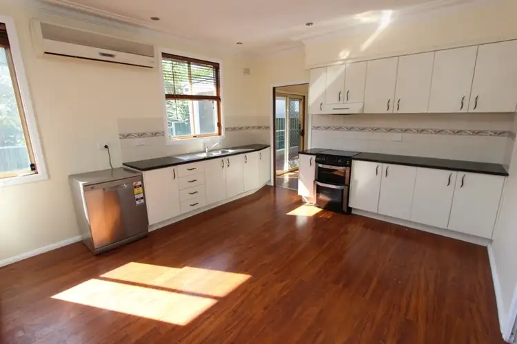 Fourth view of Homely house listing, 231 Browning Street, West Bathurst NSW 2795