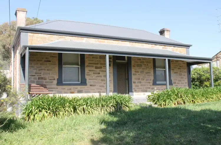 20 Albert Street, Clare SA 5453