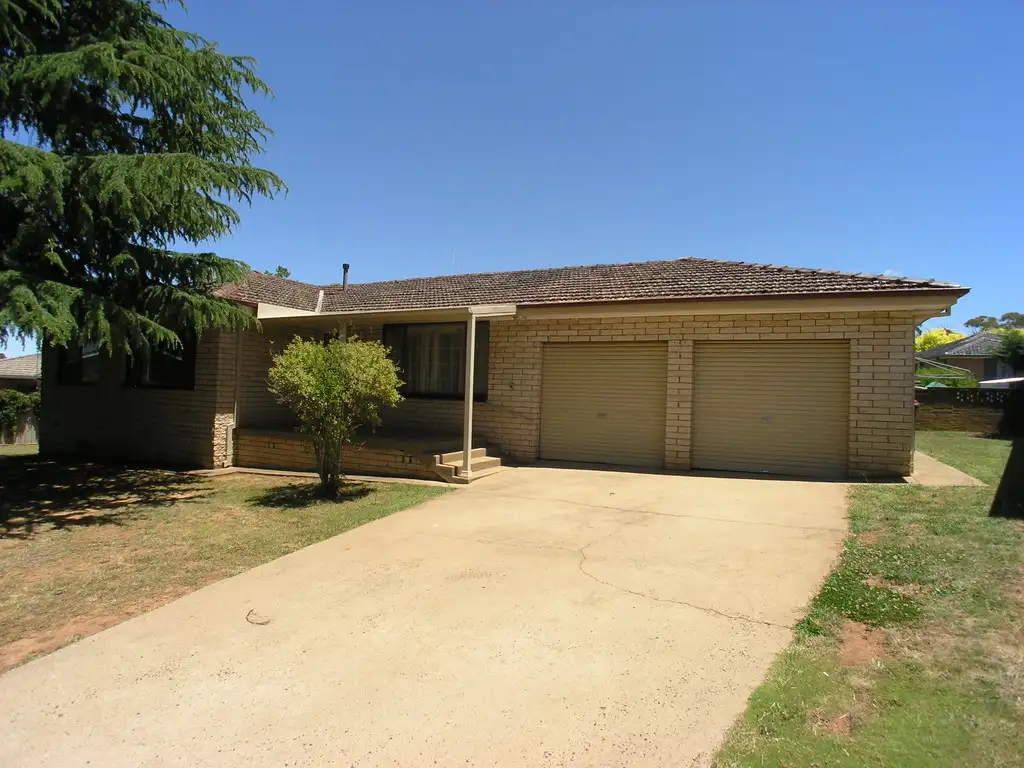 Main view of Homely house listing, 2 Parnoo Place, Orange NSW 2800