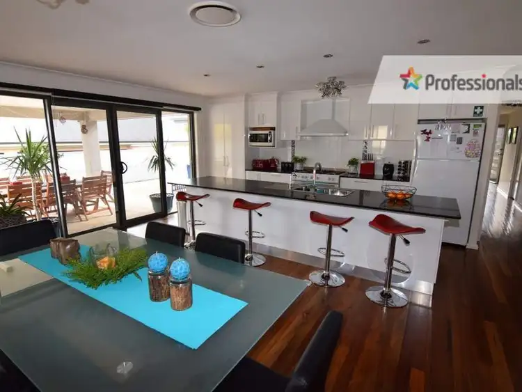 Seventh view of Homely house listing, 6 Tweed Close, Kelso NSW 2795