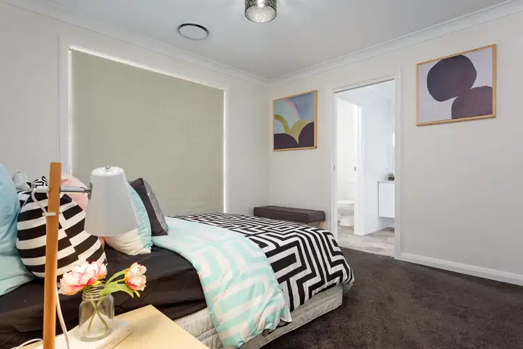 Fourth view of Homely house listing, 18 RAINBOW DR, Estella NSW 2650