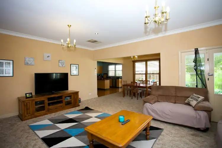 Fifth view of Homely house listing, 33 Henry Street, Horsham VIC 3400